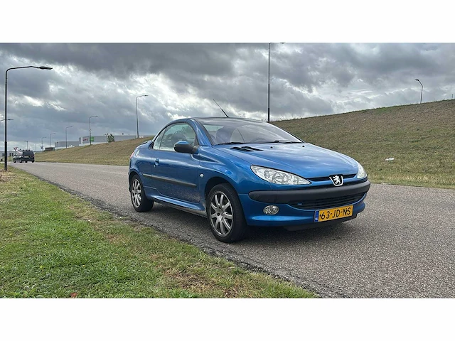 Peugeot 206 cc 1.6-16v 2002 | 63-jd-ns i - afbeelding 3 van  15
