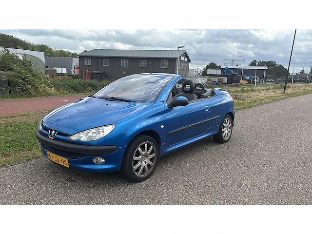Peugeot 206 cc 1.6-16v 2002 | 63-jd-ns i - afbeelding 1 van  15