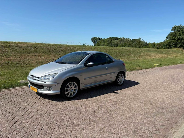 Peugeot 206 cc 2.0-16v , 7-khl-72 - afbeelding 1 van  10