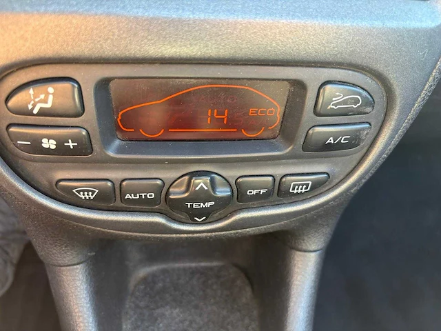 Peugeot 206 cc 2.0-16v , 7-khl-72 - afbeelding 10 van  10