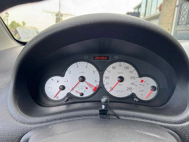 Peugeot 206 cc peugeot 206 cc 1.6-16v roland garros 64-jt-hg - afbeelding 19 van  30