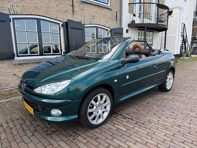 Peugeot 206 cc peugeot 206 cc 1.6-16v roland garros 64-jt-hg - afbeelding 21 van  30