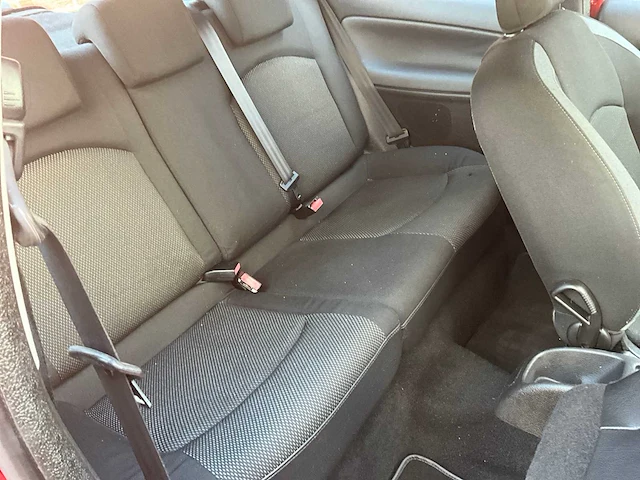Peugeot 206 personenauto - afbeelding 13 van  15