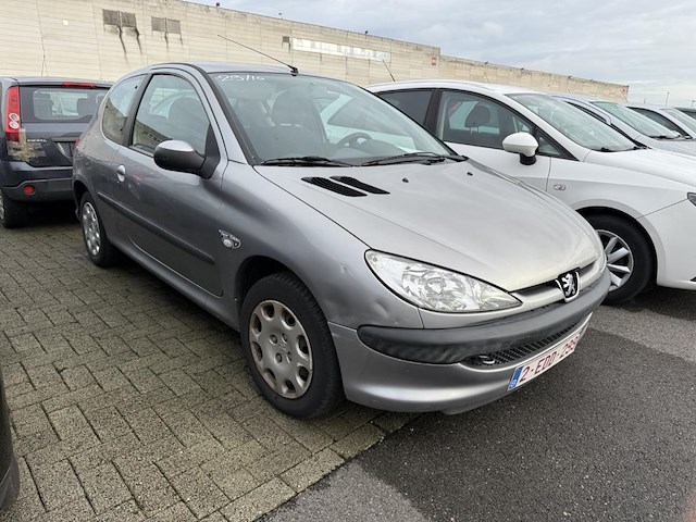 Peugeot 206 phase 2 1.1i enfant terrible, 2004 - afbeelding 20 van  26