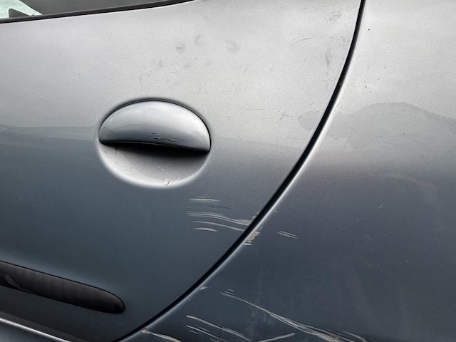 Peugeot 206 phase 2 1.1i enfant terrible, 2004 - afbeelding 27 van  35