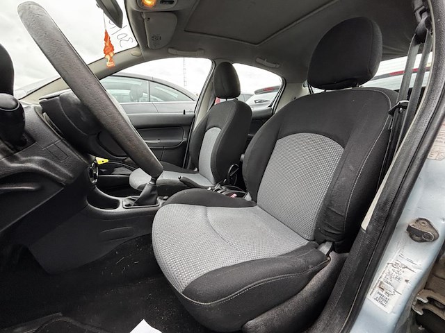 Peugeot 206 phase 2 1.1i enfant terrible, 2004 - afbeelding 34 van  35