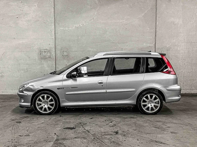 Peugeot 206 sw 1.6-16v quiksilver 109pk 2005 (origineel-nl), 29-rf-vb - afbeelding 14 van  37