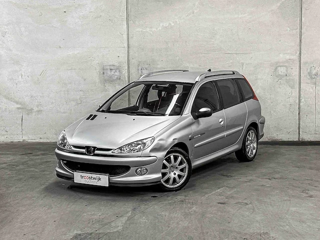 Peugeot 206 sw 1.6-16v quiksilver 109pk 2005 (origineel-nl), 29-rf-vb - afbeelding 2 van  37