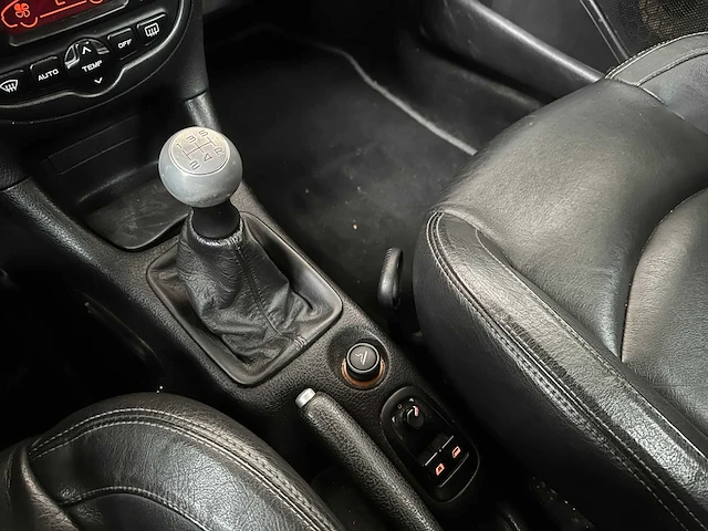 Peugeot 206 sw 2.0 gti 136pk 2005, 90-rh-xk - afbeelding 20 van  36