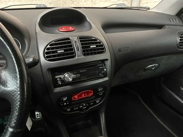 Peugeot 206 sw 2.0 gti 136pk 2005, 90-rh-xk - afbeelding 21 van  36