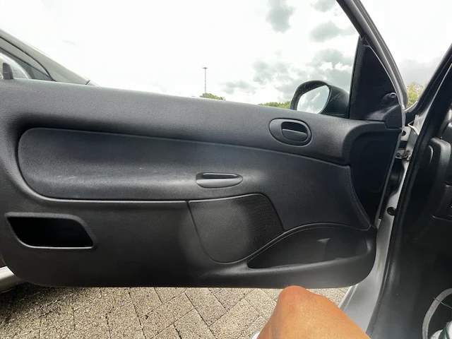 Peugeot 206,2003 - afbeelding 8 van  28