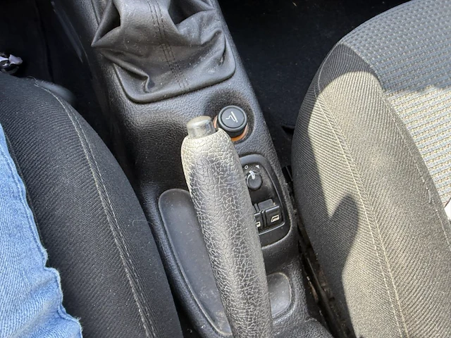 Peugeot 206,2005 - afbeelding 4 van  31