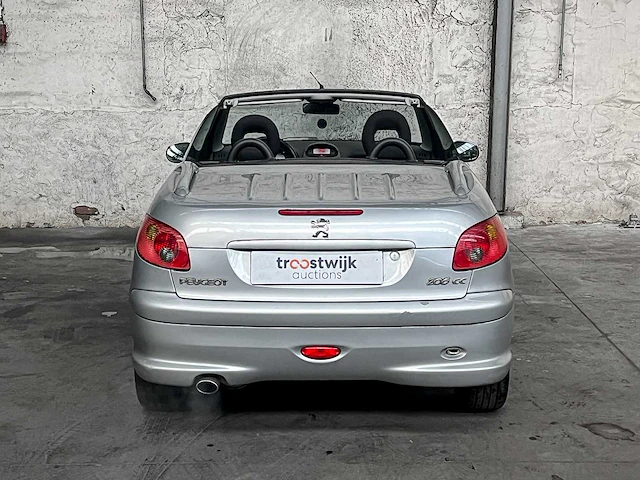 Peugeot 206cc 1.6 16v 109pk 2005, 9-tht-73 - afbeelding 6 van  38