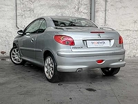 Peugeot 206cc 1.6 16v 109pk 2005, 9-tht-73 - afbeelding 8 van  38