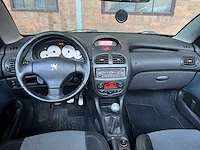 Peugeot 206cc 1.6 16v 109pk 2005, 9-tht-73 - afbeelding 14 van  38