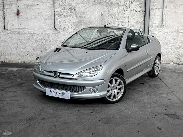 Peugeot 206cc 1.6 16v 109pk 2005, 9-tht-73 - afbeelding 12 van  38