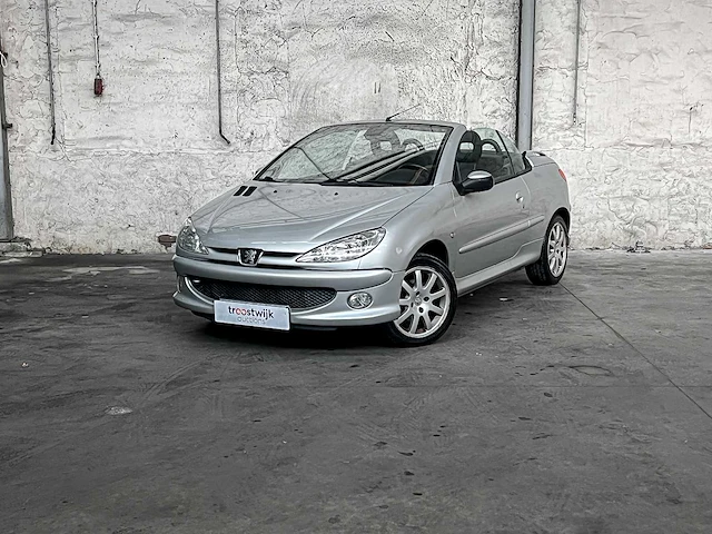 Peugeot 206cc 1.6 16v 109pk 2005, 9-tht-73 - afbeelding 23 van  38