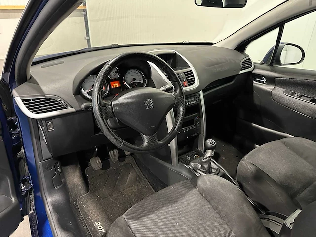Peugeot 207 1.4-16v xs 80-tp-ln - afbeelding 16 van  16