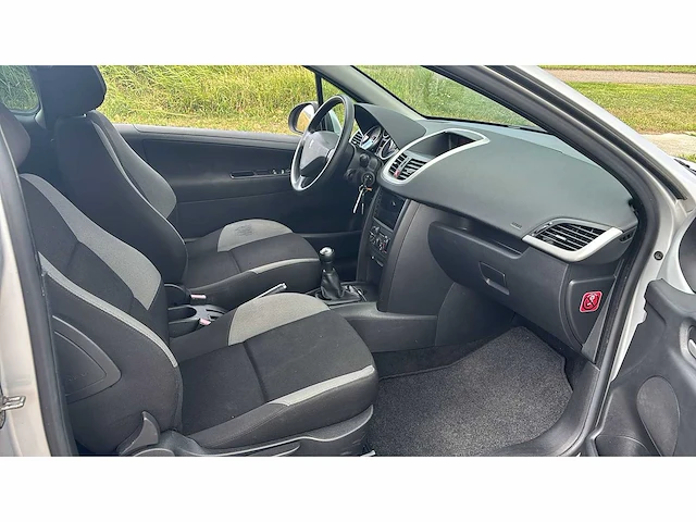 Peugeot 207 1.4 vti cool 'n blue 2008 | 92-zh-hv i - afbeelding 4 van  15