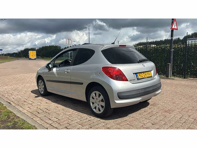 Peugeot 207 1.4 vti cool 'n blue 2008 | 92-zh-hv i - afbeelding 11 van  15