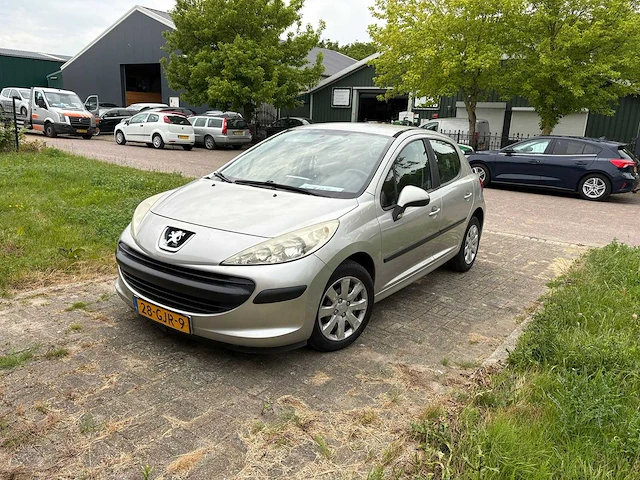 Peugeot 207 1.4 vti cool 'n blue , 28-gjr-9 - afbeelding 1 van  17