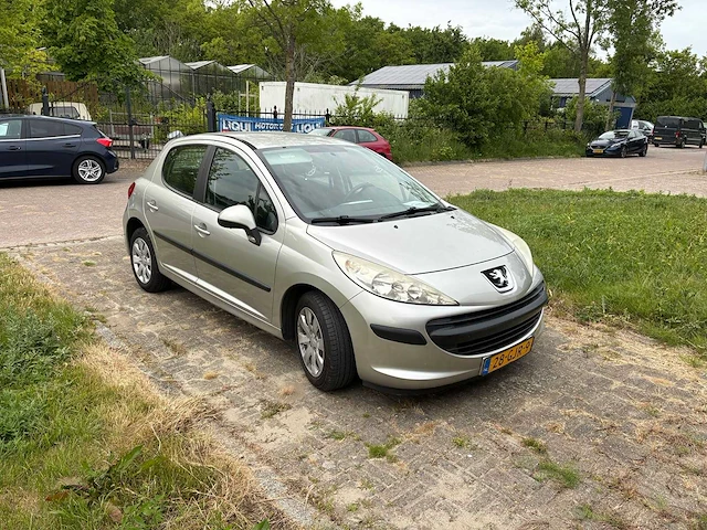Peugeot 207 1.4 vti cool 'n blue , 28-gjr-9 - afbeelding 10 van  17