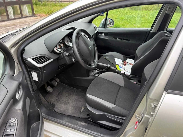 Peugeot 207 1.4 vti cool 'n blue , 28-gjr-9 - afbeelding 13 van  17