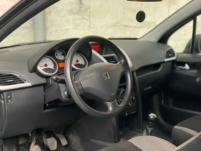 Peugeot 207 1.4 vti cool 'n blue 95pk 2008, 05-zh-xz - afbeelding 9 van  35