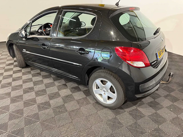 Peugeot 207 1.4 vti millesim 200, 00-shp-5 - afbeelding 6 van  13