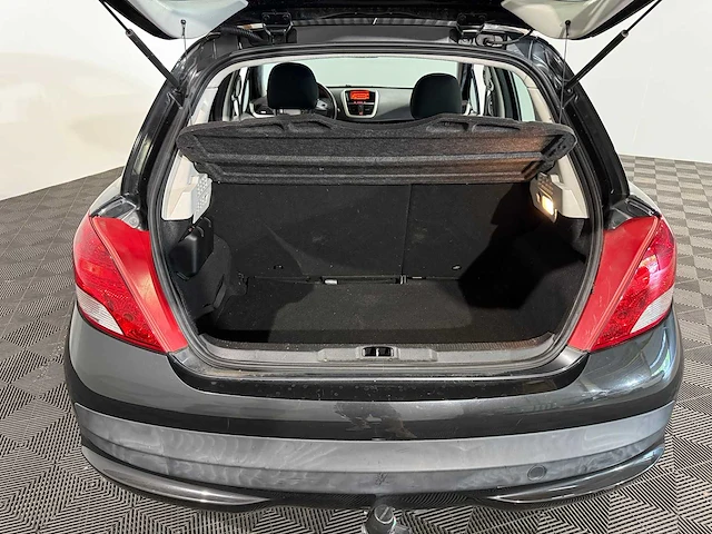 Peugeot 207 1.4 vti millesim 200, 00-shp-5 - afbeelding 8 van  13