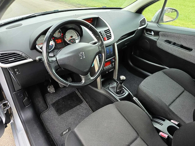 Peugeot 207 1.4 vti sublime, 22-jkk-2 - afbeelding 10 van  27