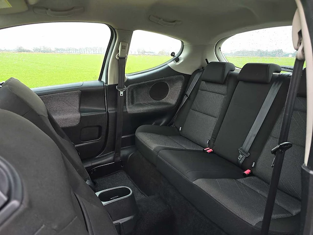Peugeot 207 1.4 vti sublime, 22-jkk-2 - afbeelding 16 van  27