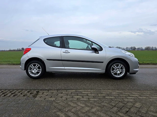Peugeot 207 1.4 vti sublime, 22-jkk-2 - afbeelding 25 van  27