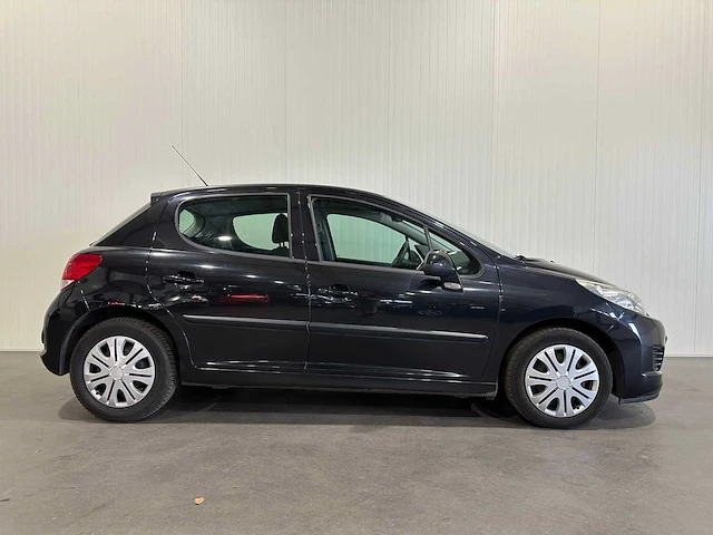 Peugeot 207 1.4 vti x-line 32-kth-8 - afbeelding 17 van  20