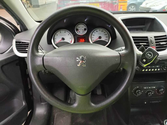 Peugeot 207 1.4 vti x line, 95-lpj-1 - afbeelding 10 van  10