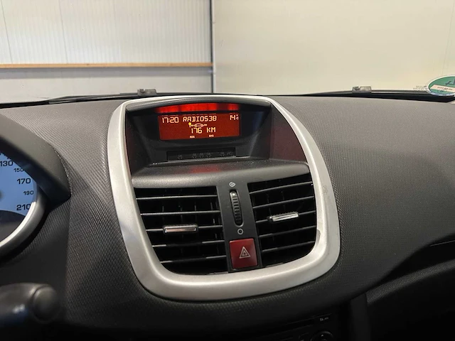 Peugeot 207 1.4 vti xr p-795-hk - afbeelding 4 van  18