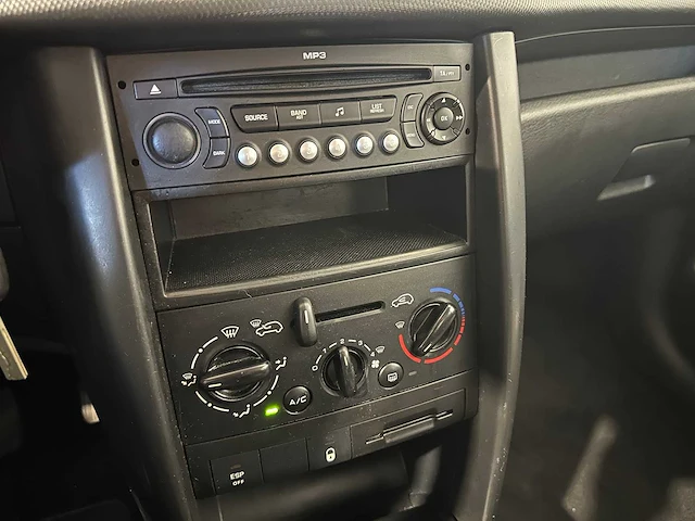 Peugeot 207 1.4 vti xr p-795-hk - afbeelding 5 van  18
