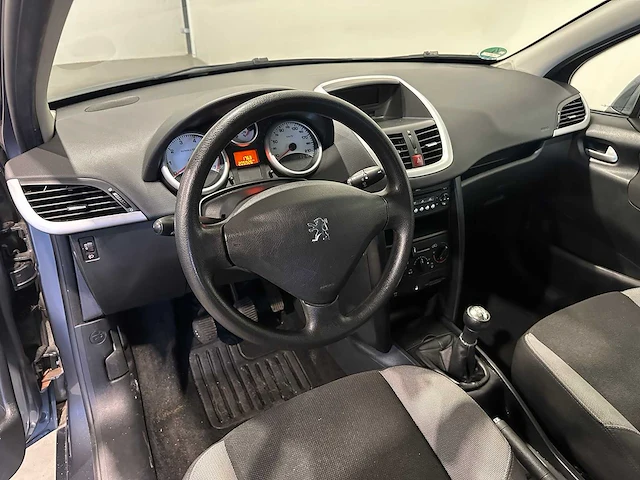 Peugeot 207 1.4 vti xr p-795-hk - afbeelding 18 van  18