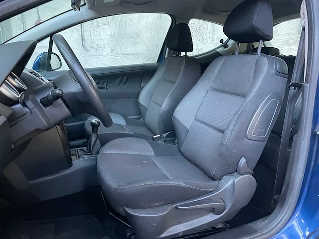 Peugeot 207 1.6 hdif x-line 90pk 2010 (origineel-nl), 68-kbz-5 - afbeelding 21 van  34