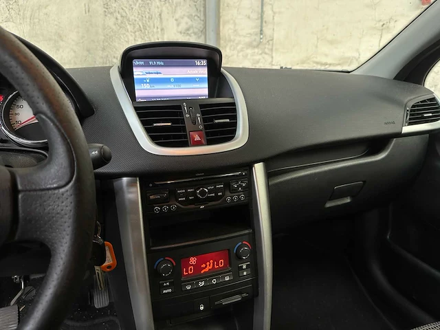 Peugeot 207 1.6 vti première 120pk 2009, 80-kgp-6 - afbeelding 17 van  37
