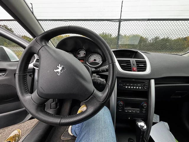 Peugeot 207 1.6i sporty 120 at, 2009 - afbeelding 3 van  31