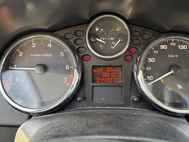 Peugeot 207, 2008 - afbeelding 8 van  37