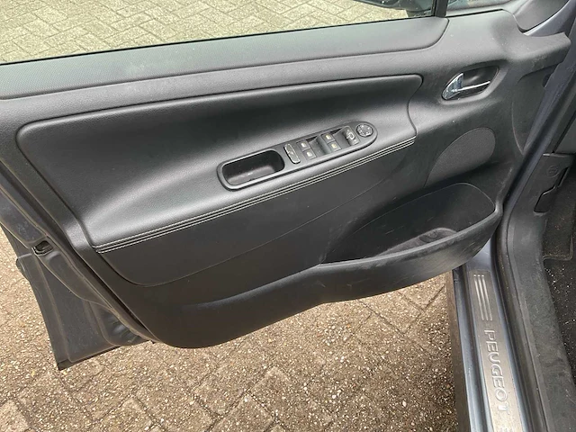 Peugeot 207 32-ggj-8 - afbeelding 25 van  26