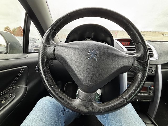 Peugeot 207 cc 1.6 hdi pack fap, 2007 - afbeelding 7 van  33