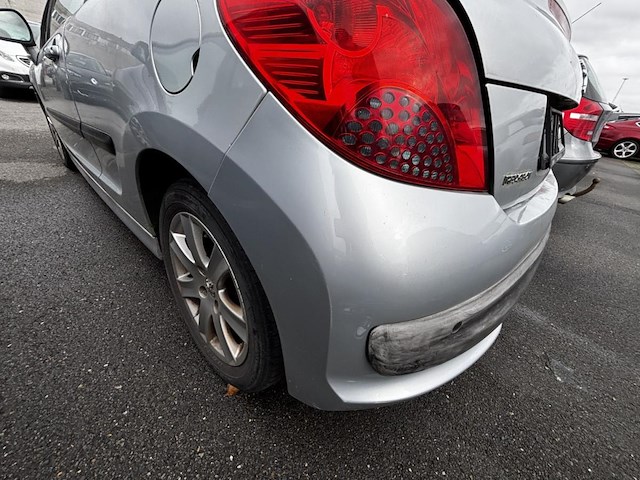 Peugeot 207 cc 1.6 hdi pack fap, 2007 - afbeelding 26 van  33