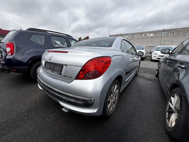 Peugeot 207 cc 1.6 hdi pack fap, 2007 - afbeelding 28 van  33