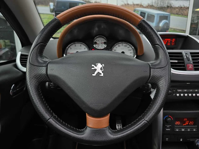 Peugeot 207 cc 1.6 vti féline 2007 | 84-xd-xg - afbeelding 15 van  28