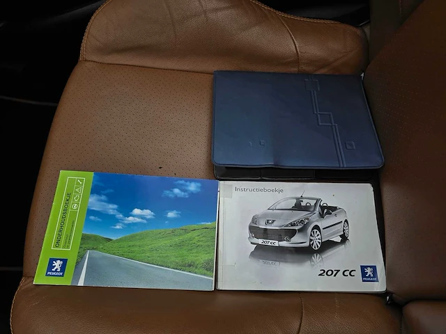 Peugeot 207 cc 1.6 vti féline 2007 | 84-xd-xg - afbeelding 18 van  28