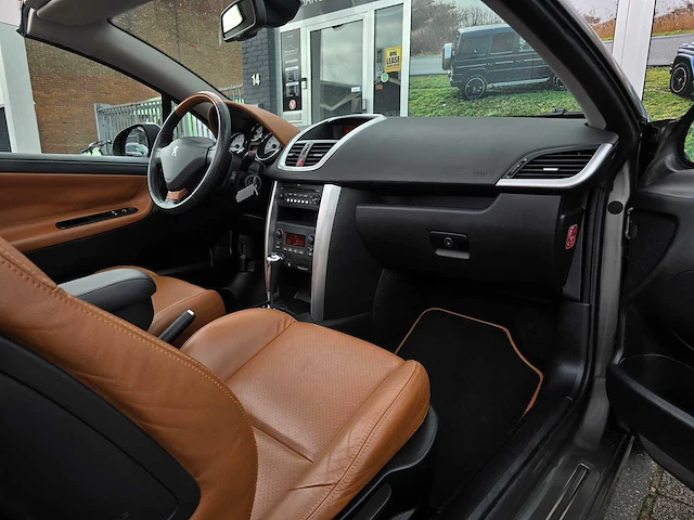 Peugeot 207 cc 1.6 vti féline 2007 | 84-xd-xg - afbeelding 19 van  28