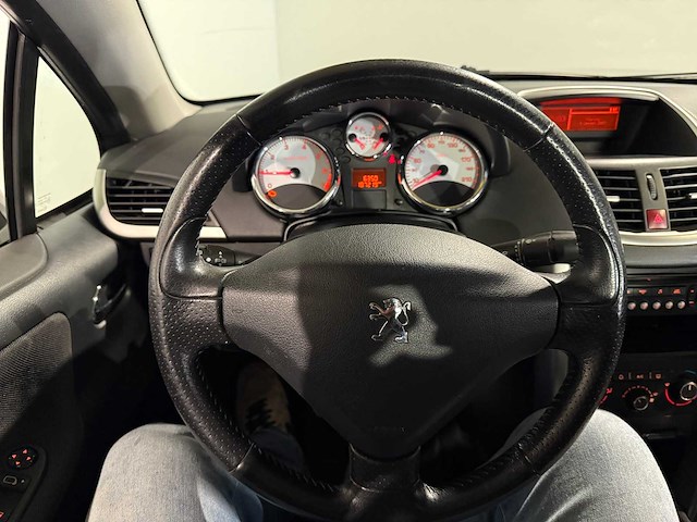 Peugeot 207 cc 1.6 vti noir & blanc, 5-xfz-12 - afbeelding 2 van  13
